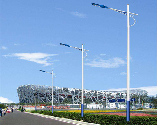 天山LED路灯