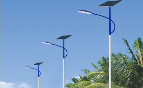 天山太阳能路灯防触电安全指南：如何选择与维护